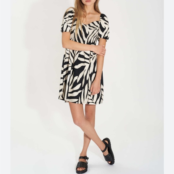 H&M Dresses & Skirts - New H&M Black & Creme Zebra Print Mini Dress With Puff Short Sleeves Size Medium
